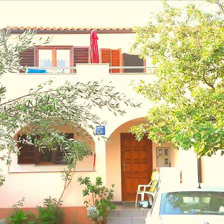 Apartmani Mia Ližnjan Extérieur photo