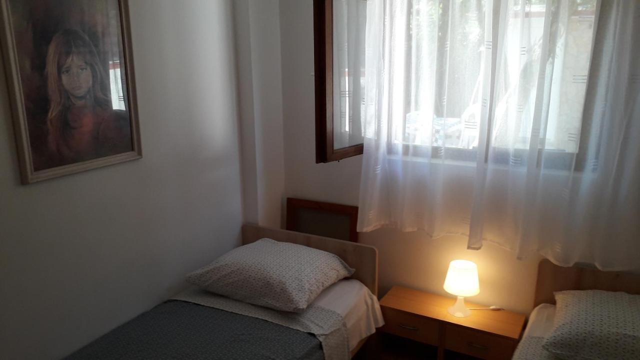 Apartmani Mia Ližnjan Extérieur photo