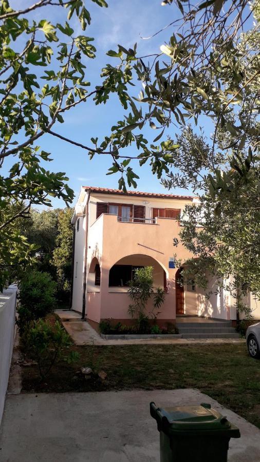 Apartmani Mia Ližnjan Extérieur photo