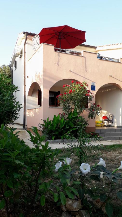 Apartmani Mia Ližnjan Extérieur photo
