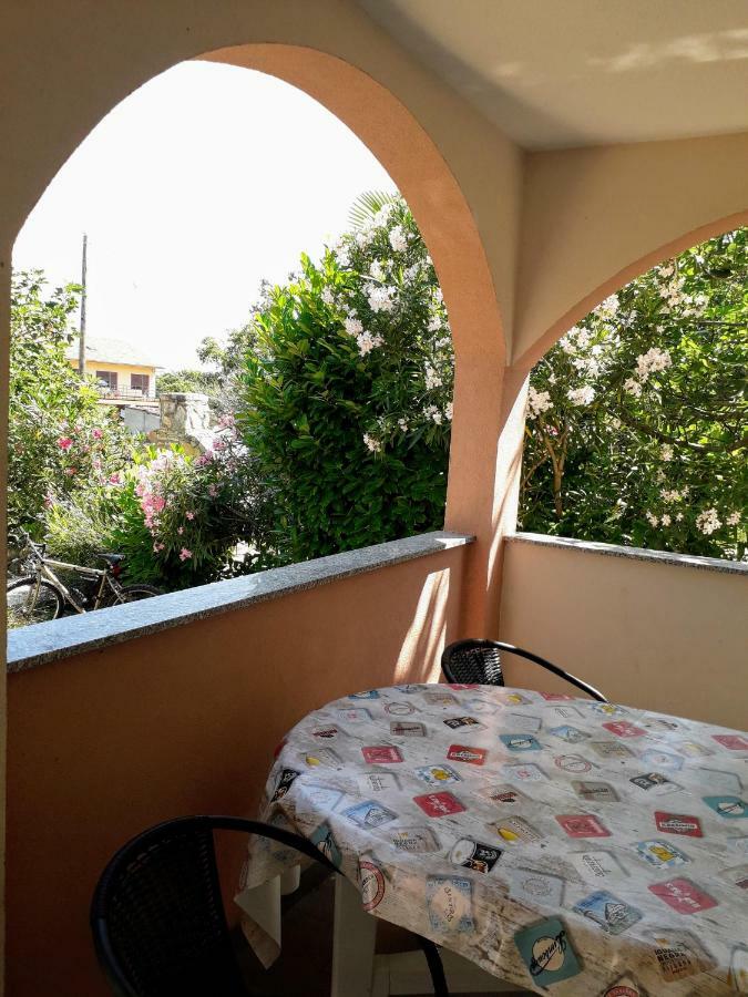 Apartmani Mia Ližnjan Extérieur photo