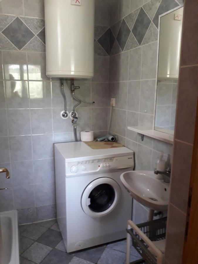 Apartmani Mia Ližnjan Extérieur photo